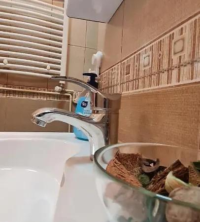 Blue Sky Studio Apartment Bucharest